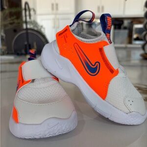 Nike Flex Runner 3,Toddler size 7C /US 6.5 Bright Orange and White